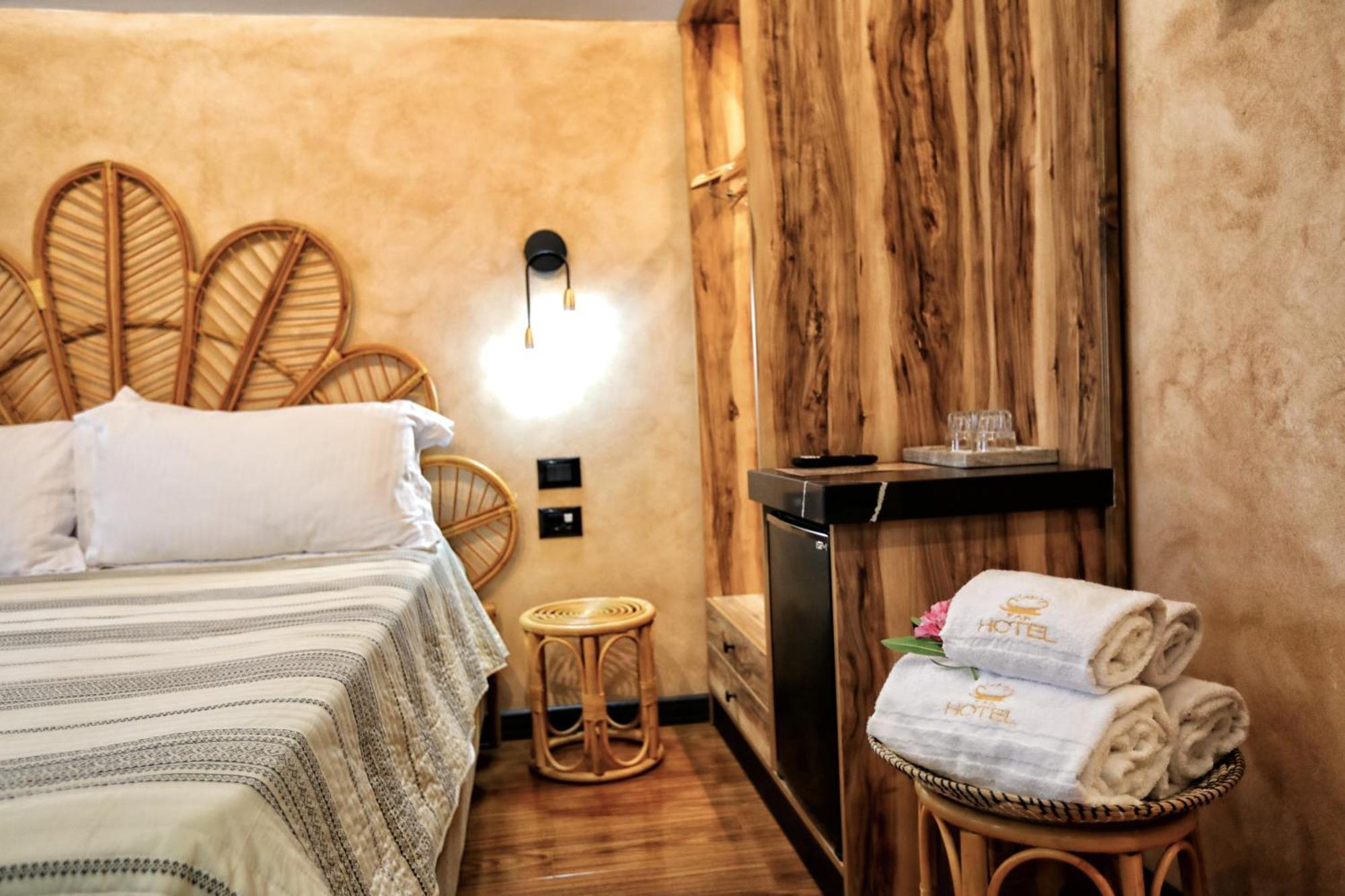 Hotel Labiatan Zogaj  Ngoại thất bức ảnh