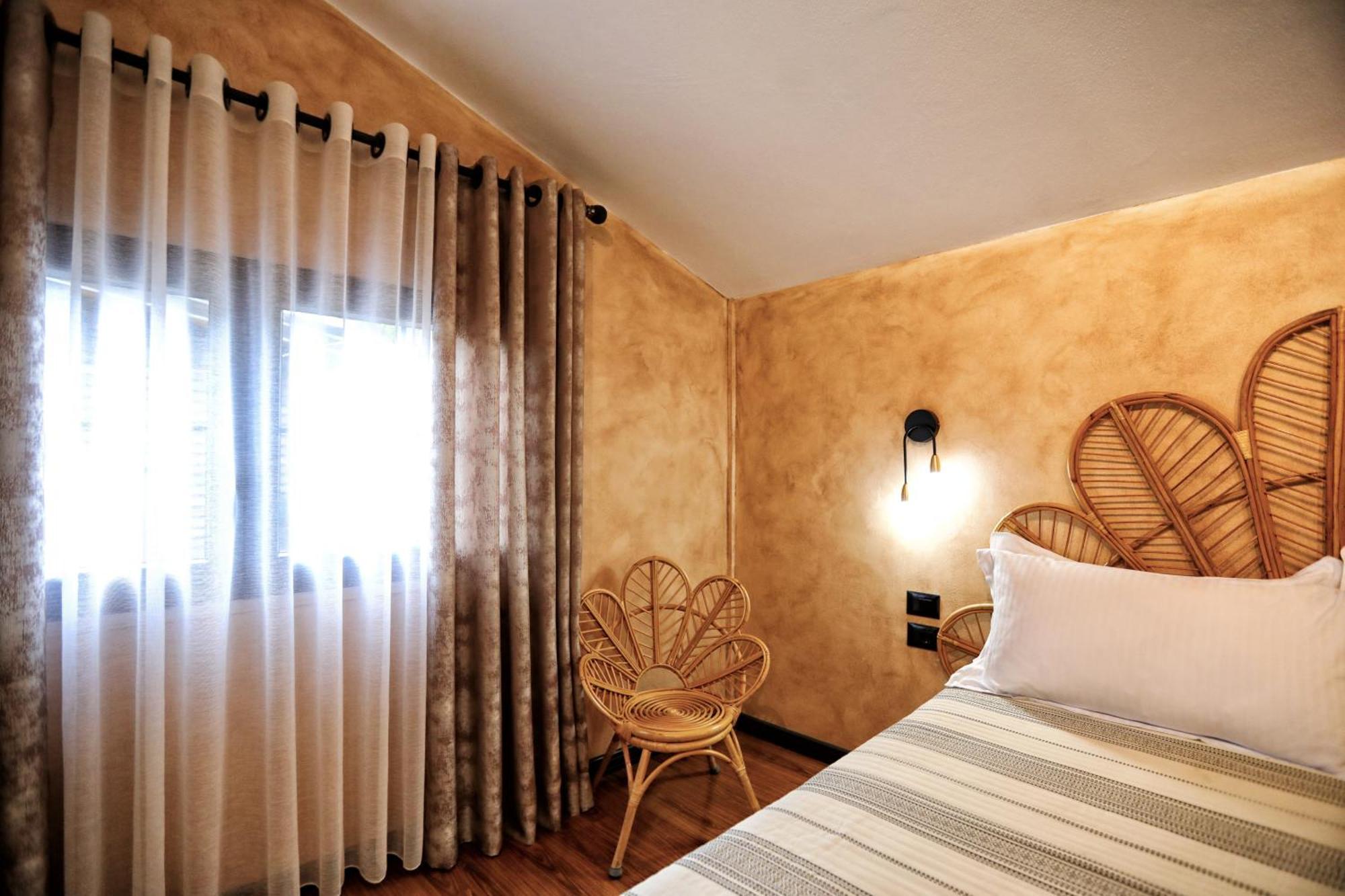 Hotel Labiatan Zogaj  Ngoại thất bức ảnh