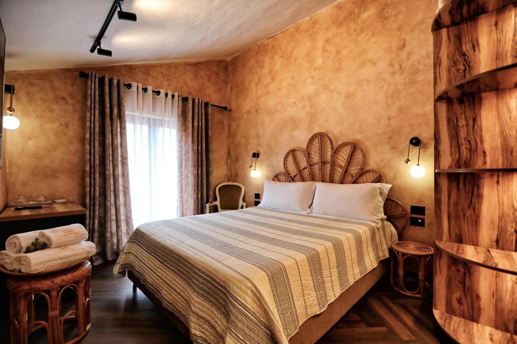 Hotel Labiatan Zogaj  Ngoại thất bức ảnh