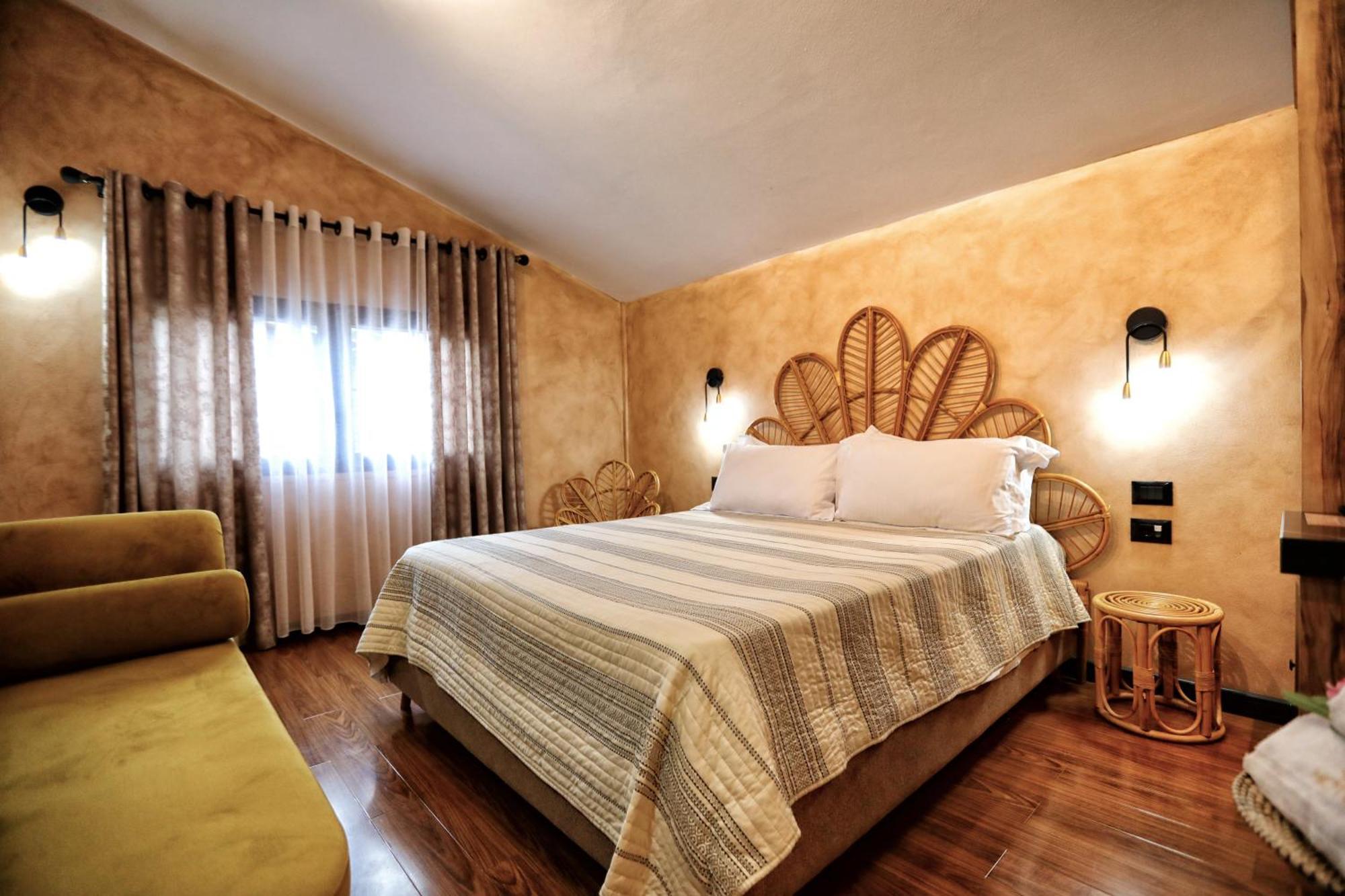 Hotel Labiatan Zogaj  Ngoại thất bức ảnh